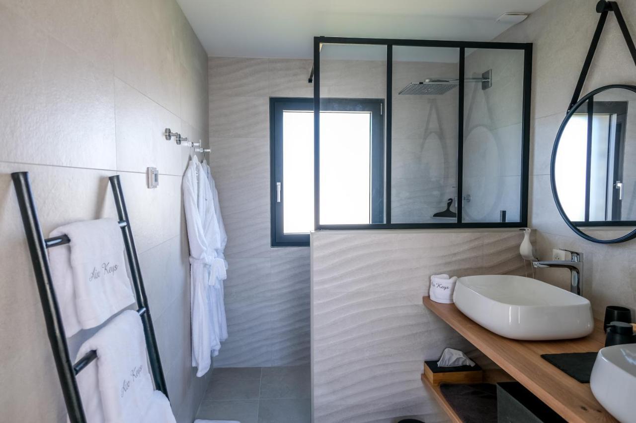 Suites By Aix Keys Avec Jacuzzi Privatif 5 Min Des Plages Fouras Saint-Laurent-de-la-Prée 외부 사진