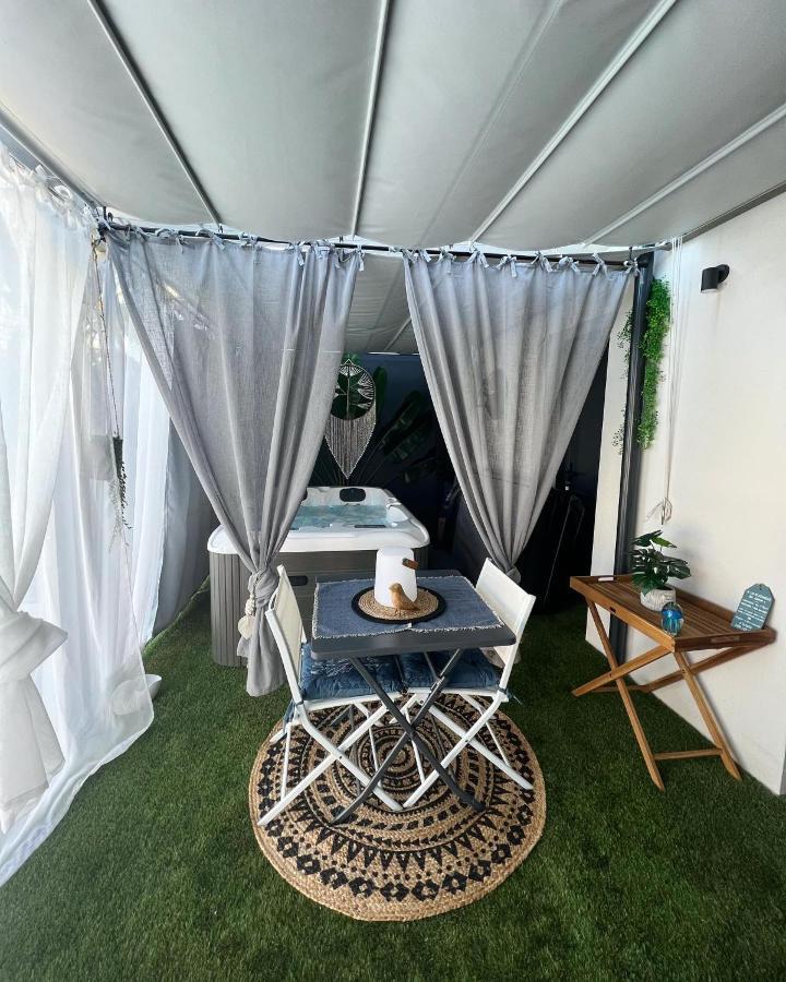 Suites By Aix Keys Avec Jacuzzi Privatif 5 Min Des Plages Fouras Saint-Laurent-de-la-Prée 외부 사진