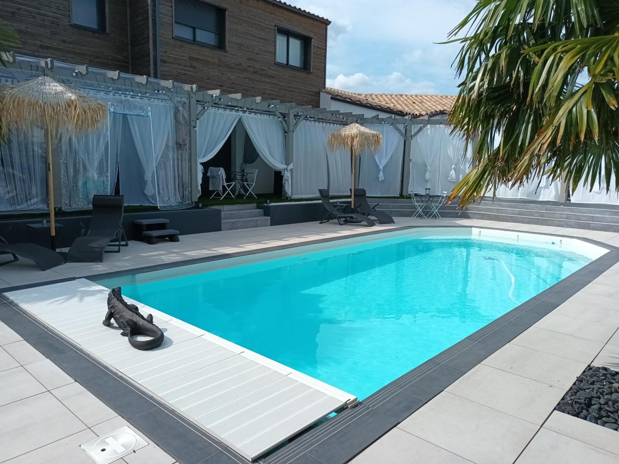 Suites By Aix Keys Avec Jacuzzi Privatif 5 Min Des Plages Fouras Saint-Laurent-de-la-Prée 외부 사진